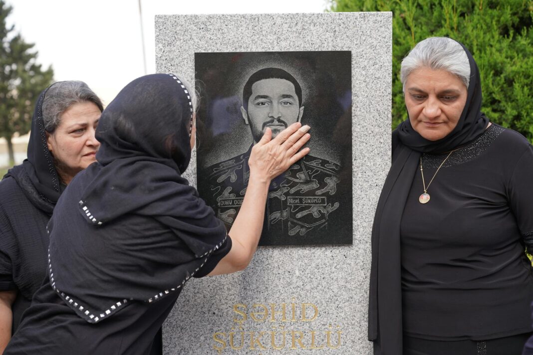 Conservative Leaders Honor Charlie Kirk at His Memorial Service