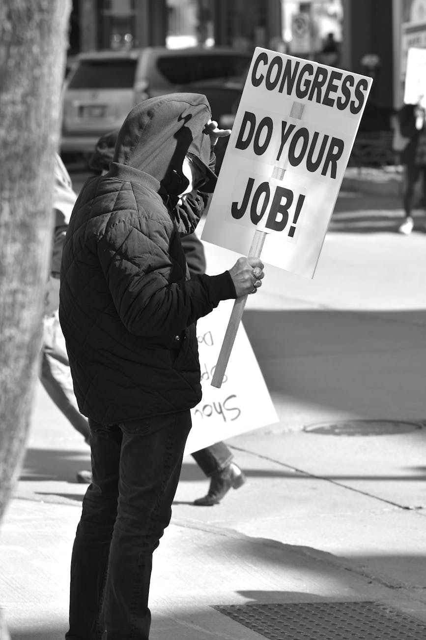 Democrats Push Obamacare Tax Credits: A Double-Edged Sword for GOP