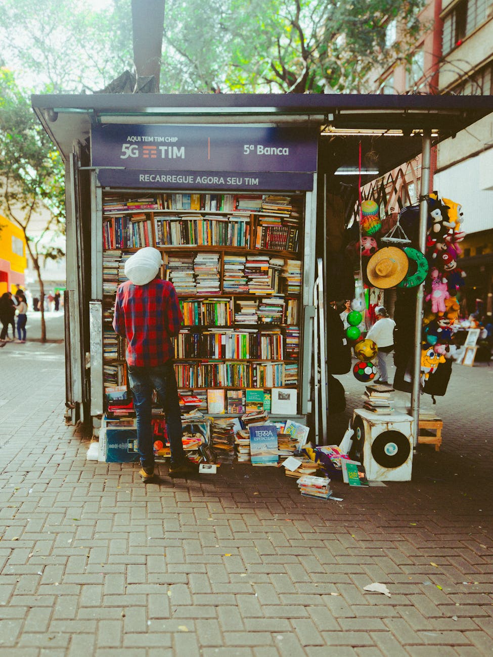 Tim Kaine Admits Mistake in Critique of Former CDC Director