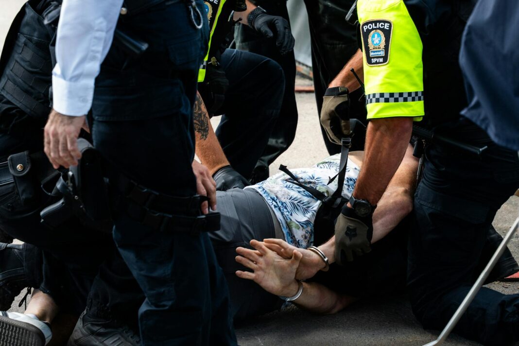 Law Enforcement Officers Are Injured in Pennsylvania Shooting