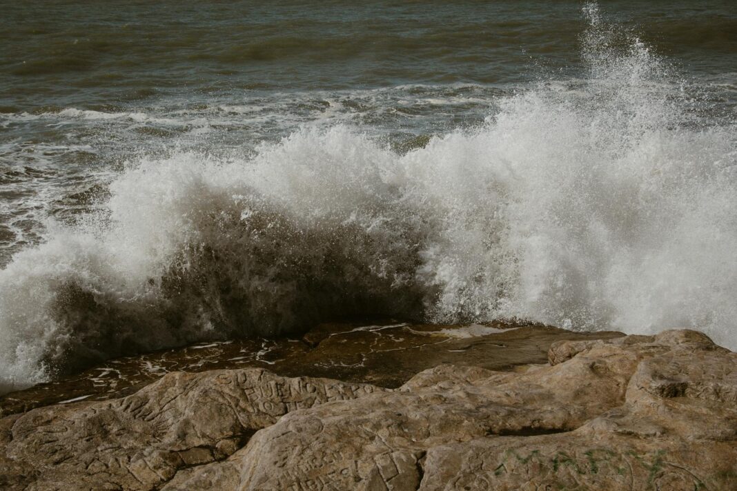 Helicopter Crash Near Summit Lake Shakes Thurston County
