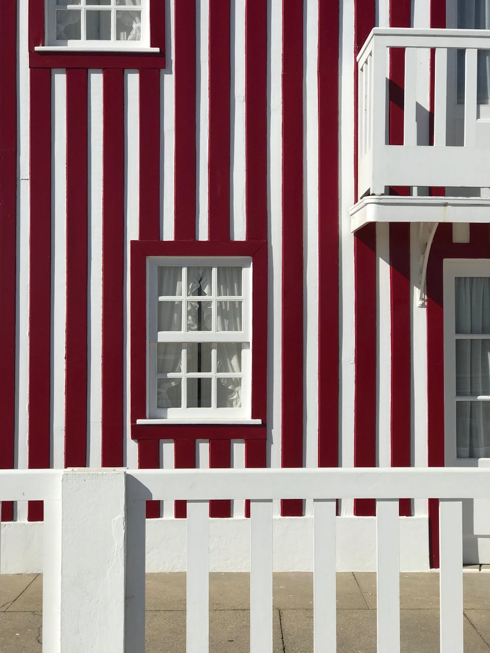 Trump Nixes Key Meeting with Schumer and Jeffries Amid Shutdown Threat