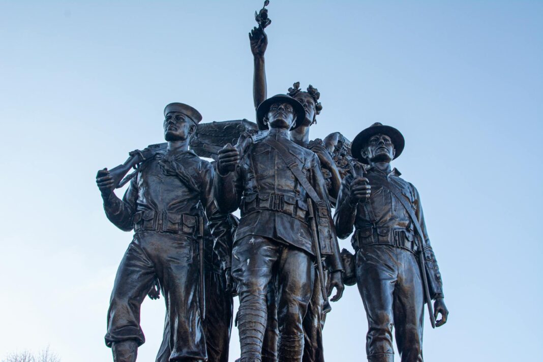 Washington leaders brace for possible federal takeover in Seattle