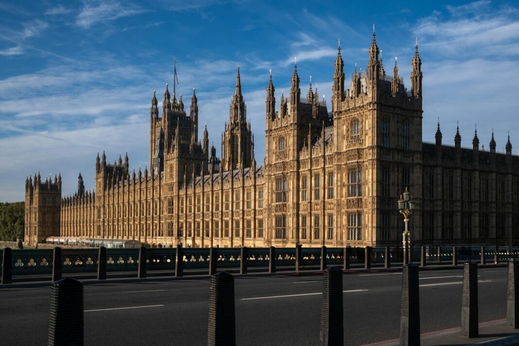 Senate Democrats Block GOP Plan, Government Shutdown Continues