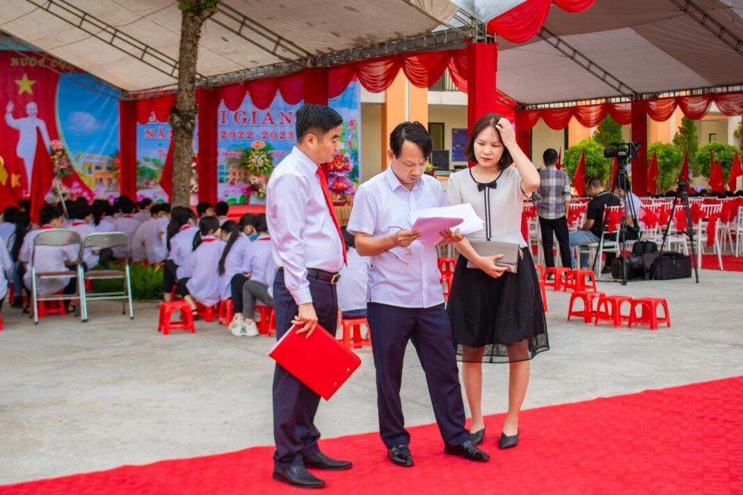 Des Moines Schools File Lawsuit Over Controversial Hiring Practices