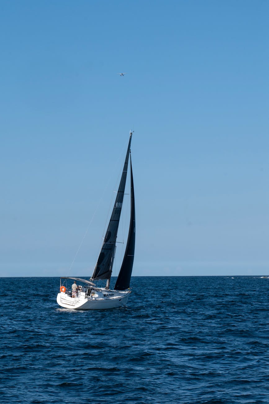 Tensions Rise as Bondi Skirts Comey, Focuses on Epstein