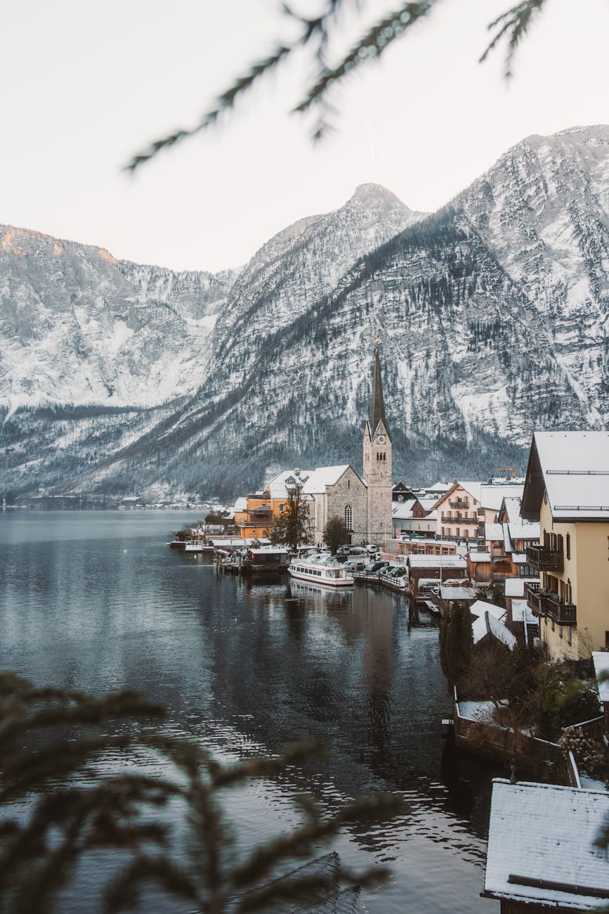 DHS says ICE agents in Chicago suburb ‘boxed in by 10 cars’ as tension