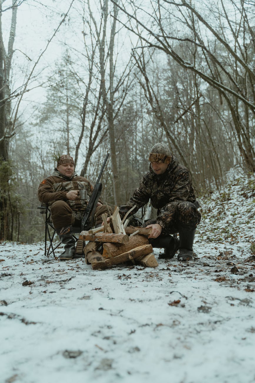Federal agents fire guns at Chicago activist they accuse of ‘boxing in