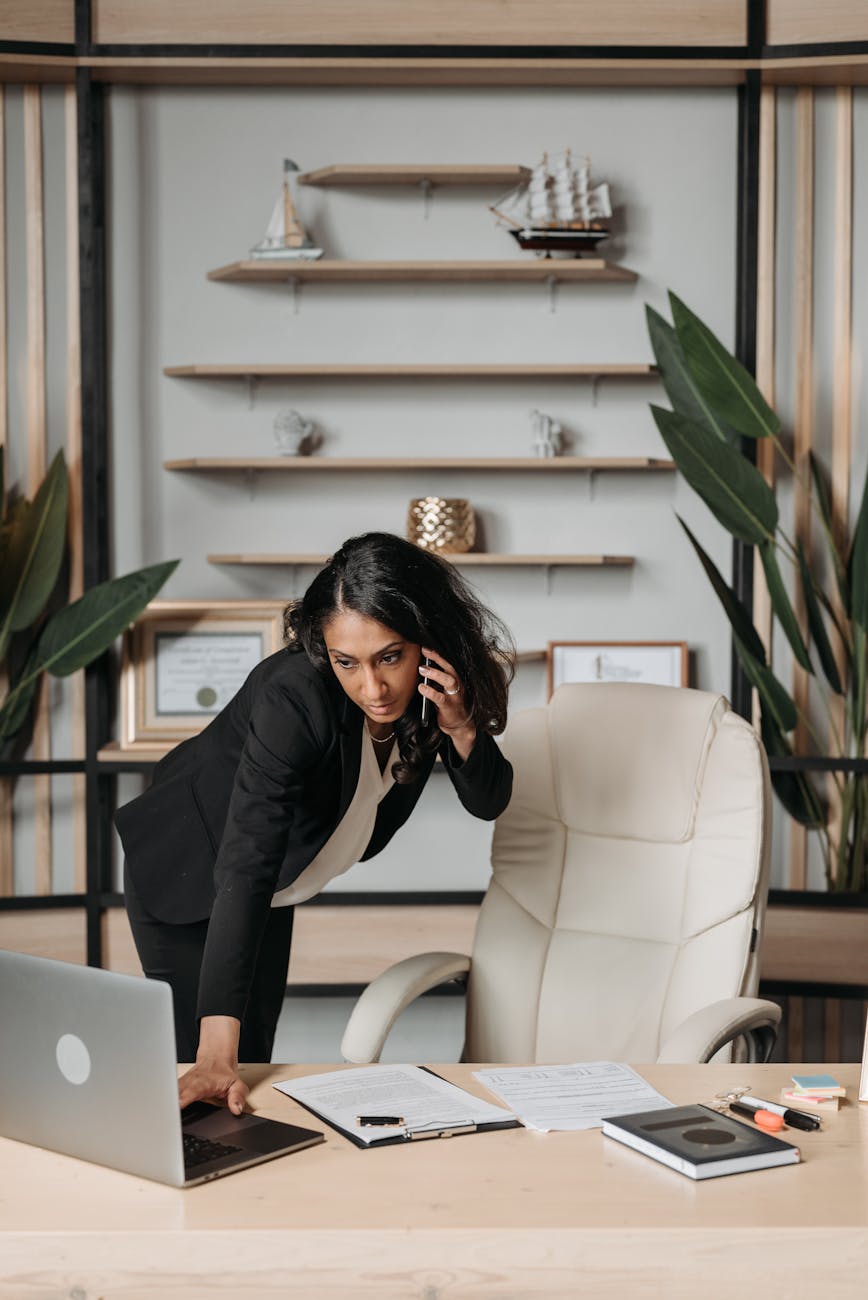 DHS Plans Financial Incentive for Unaccompanied Teen Migrants to Depar