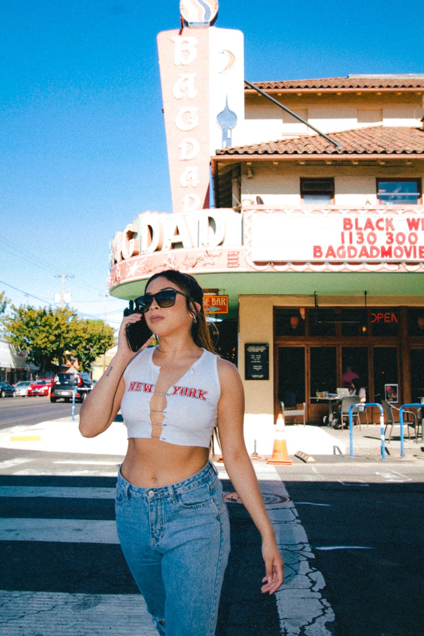 Oregon’s Governor Slams Trump’s Actions as Threats to Democracy