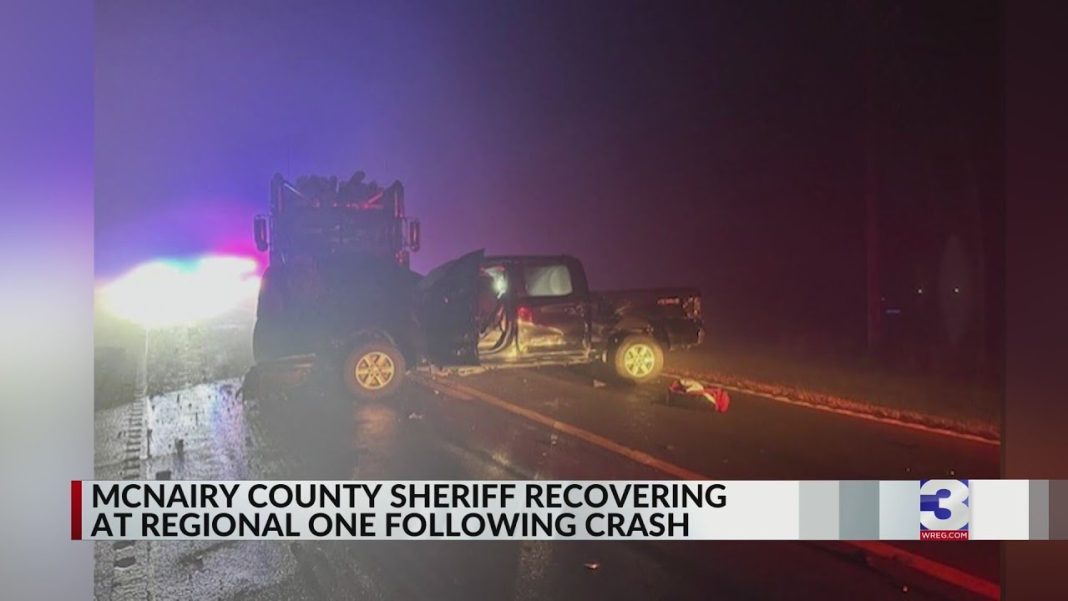 McNairy County sheriff hurt in head-on crash with log truck (Video)