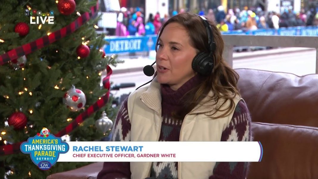 Catch Gardner White CEO Rachel Stewart at America’s Thanksgiving Parade! (Video)