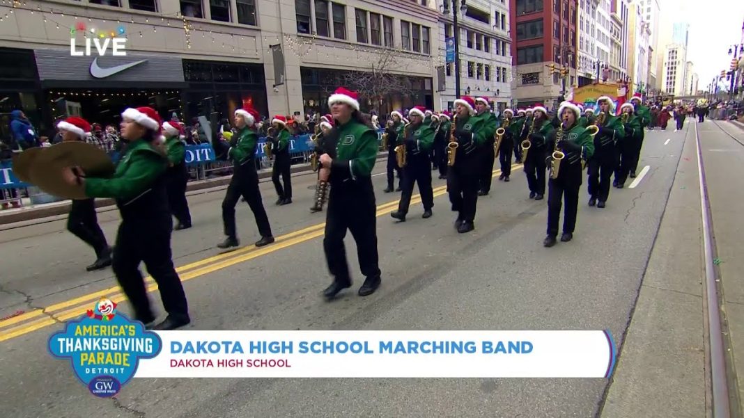 Dakota High School Marching Band rocks America’s Thanksgiving Parade! (Video)
