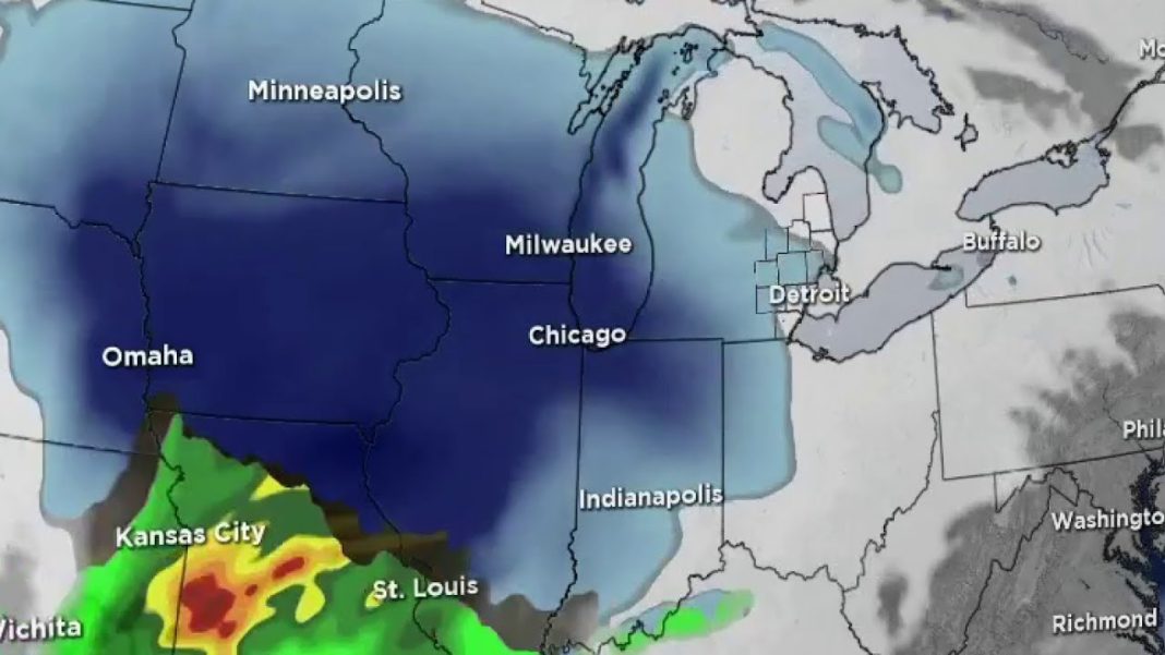 Windy and frigid in Downtown Detroit for America’s Thanksgiving Parade! (Video)