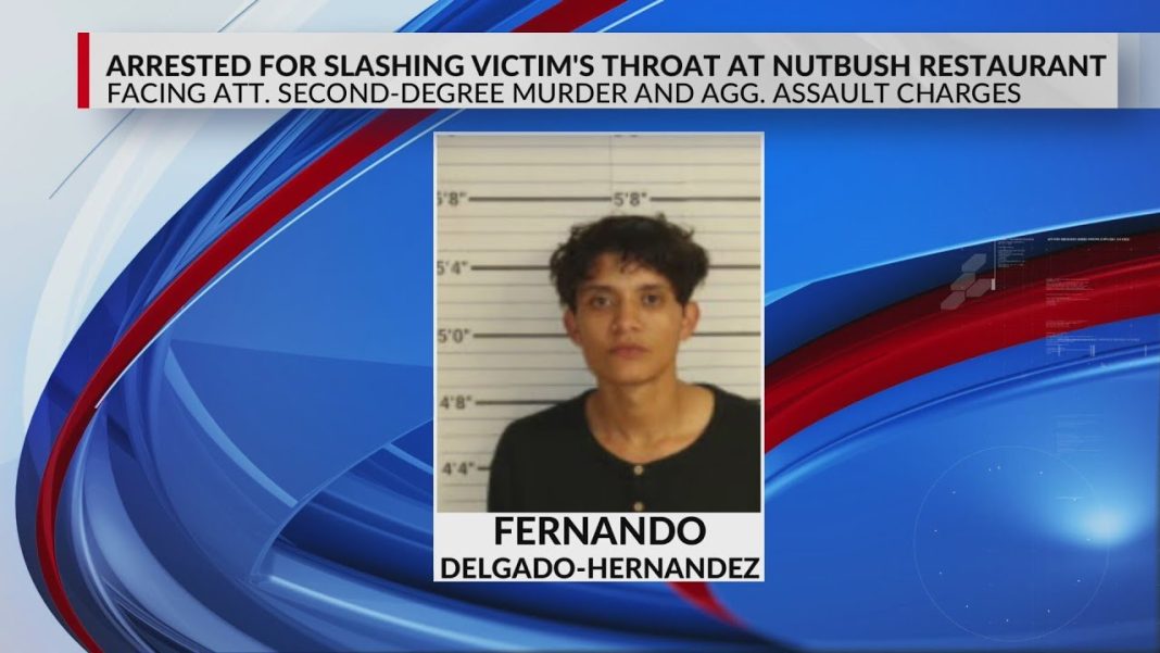 Man slits customer’s throat at Memphis restaurant, accused! (Video)