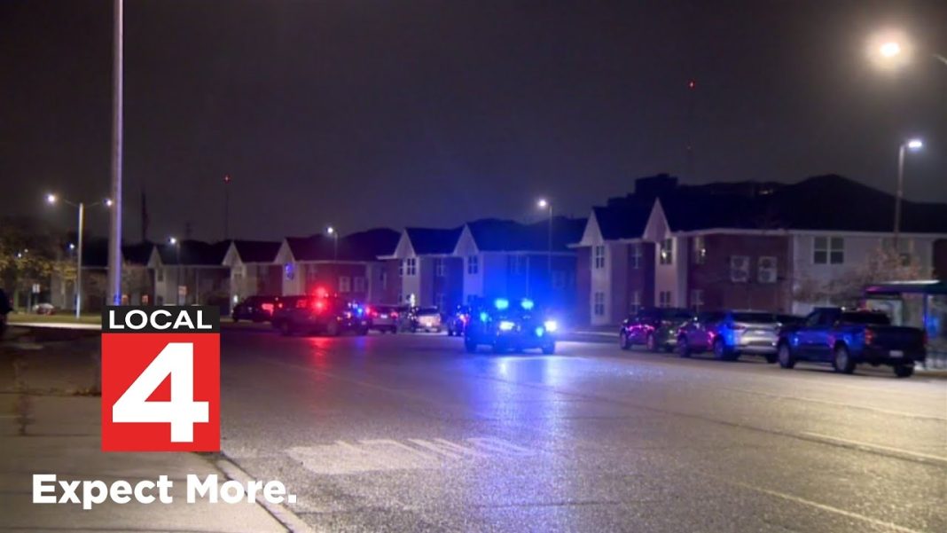Authorities hunt for suspects after teen shot dead in Highland Park (Video)