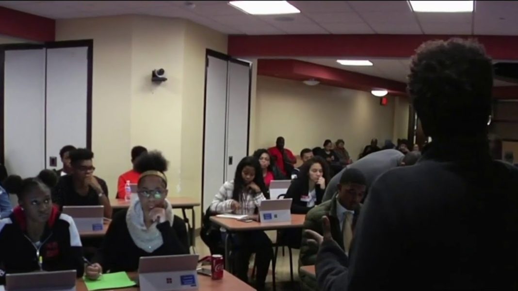 Scholarship bootcamp’s back! Join us to help students graduate debt-free. (Video)