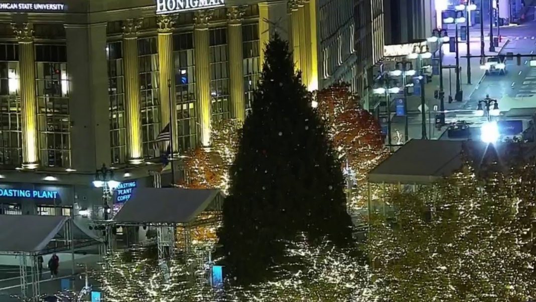 Get to the Detroit Tree Lighting early—it’s all about the experience! (Video)