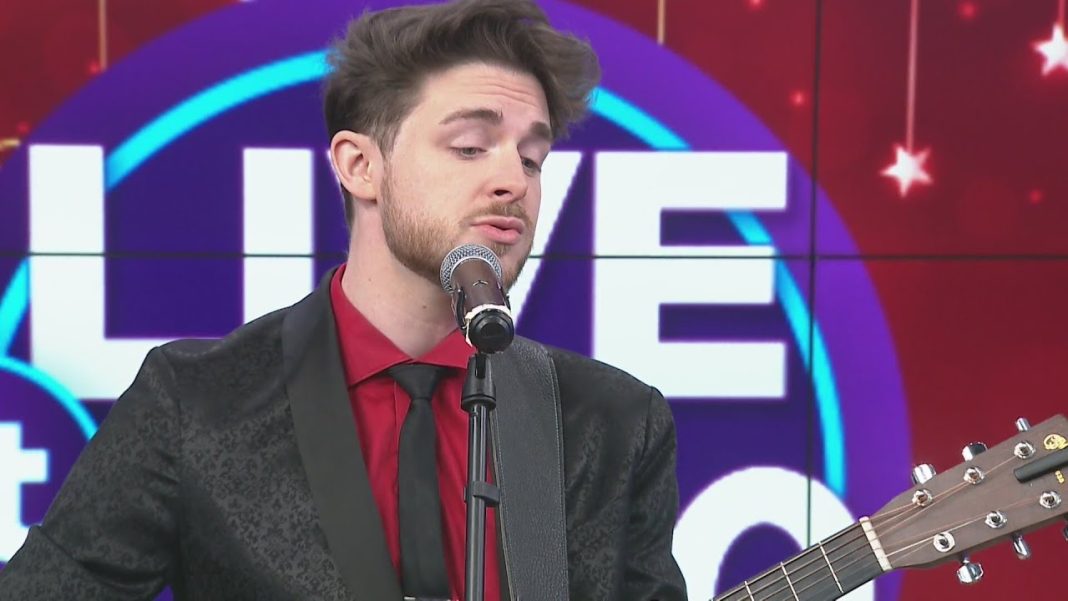 Nick Black sings his heart out in “It Can’t Be Christmas” (Video)